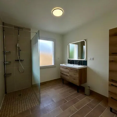度假居 Maison Confortable 3 Chambres, 1 Salle D'eau